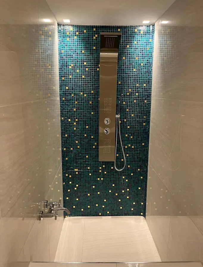 Isola Suites Milano 0*,  Italien